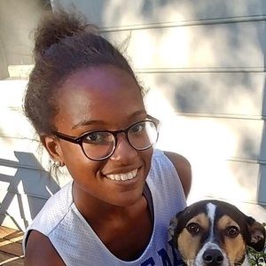 Meet your Posher, Alicia